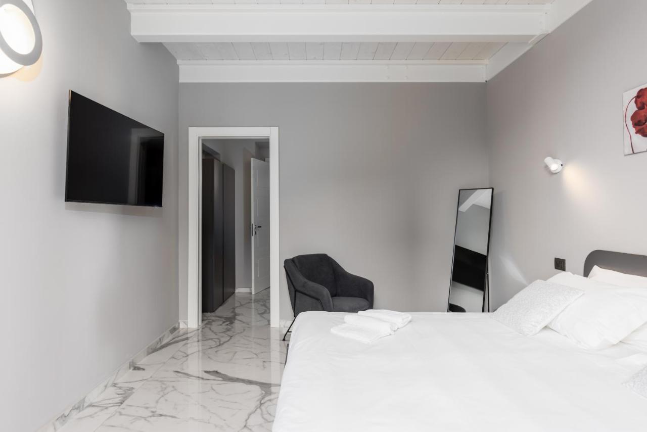 Q71 Timeless Suites Turin Ngoại thất bức ảnh