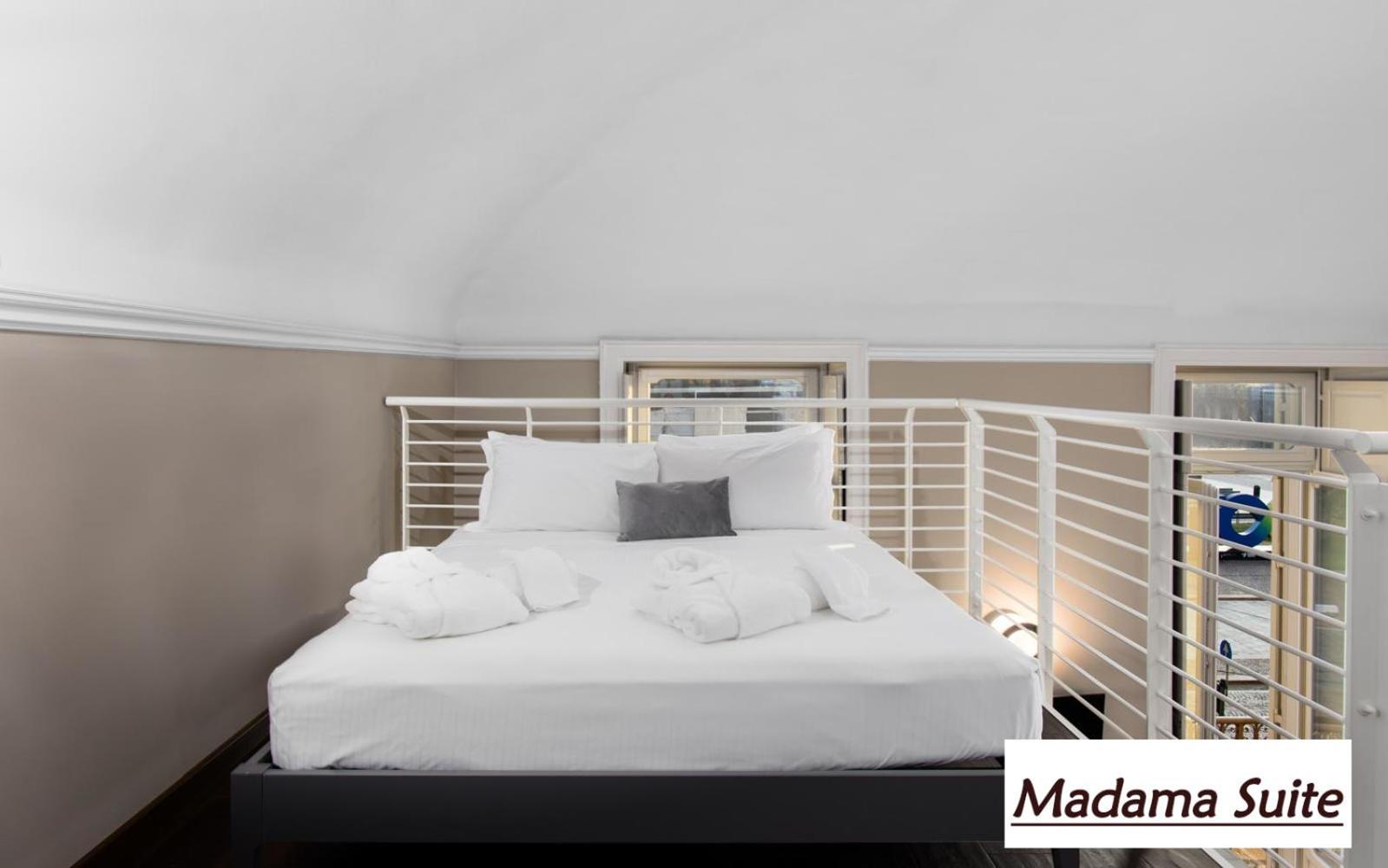 Q71 Timeless Suites Turin Ngoại thất bức ảnh